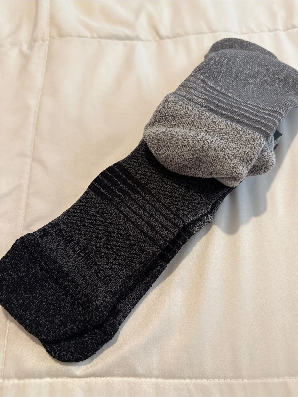 New Balance Heather Gray Athletic Crew Socks - 2 Pair. MED NBPRO